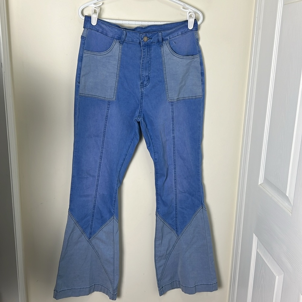 Bell Bottom Flare Legs Denim Patch Jeans Size XL
